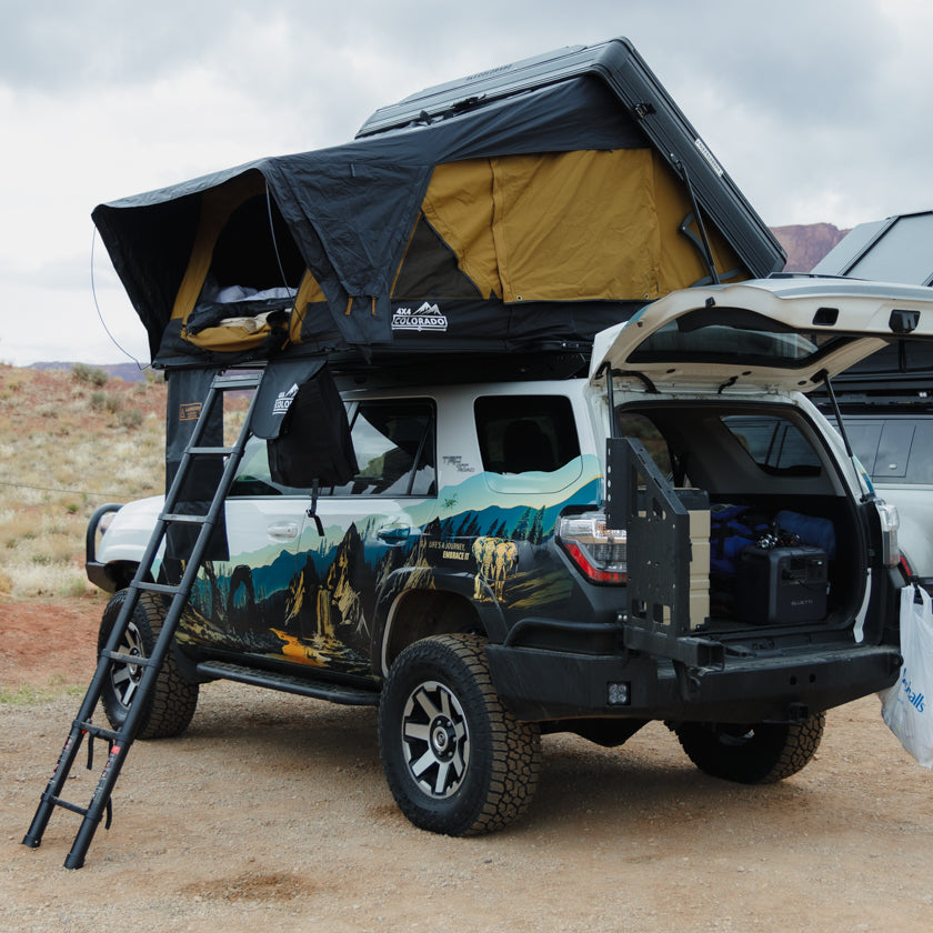 4X4 Colorado Alto Elite Hardshell Rooftop Tent (King Size Bed)
