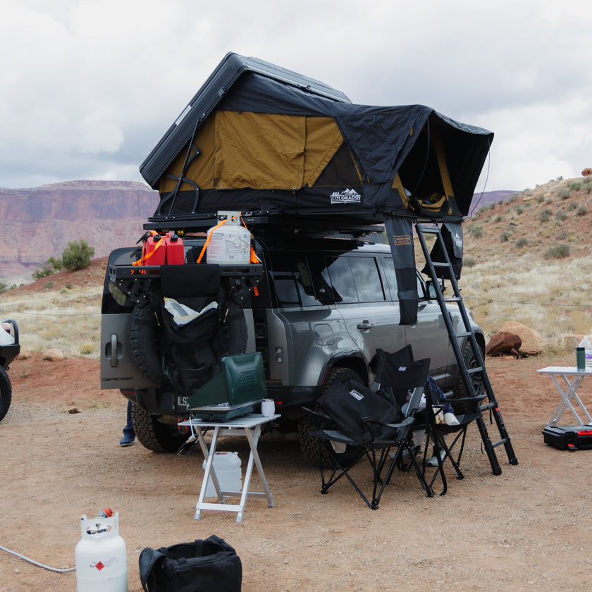 4X4 Colorado Alto Elite Hardshell Rooftop Tent (King Size Bed)
