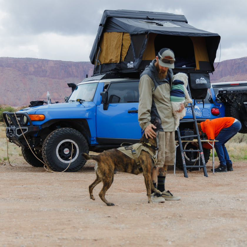 4X4 Colorado Alto Elite Hardshell Rooftop Tent (King Size Bed)