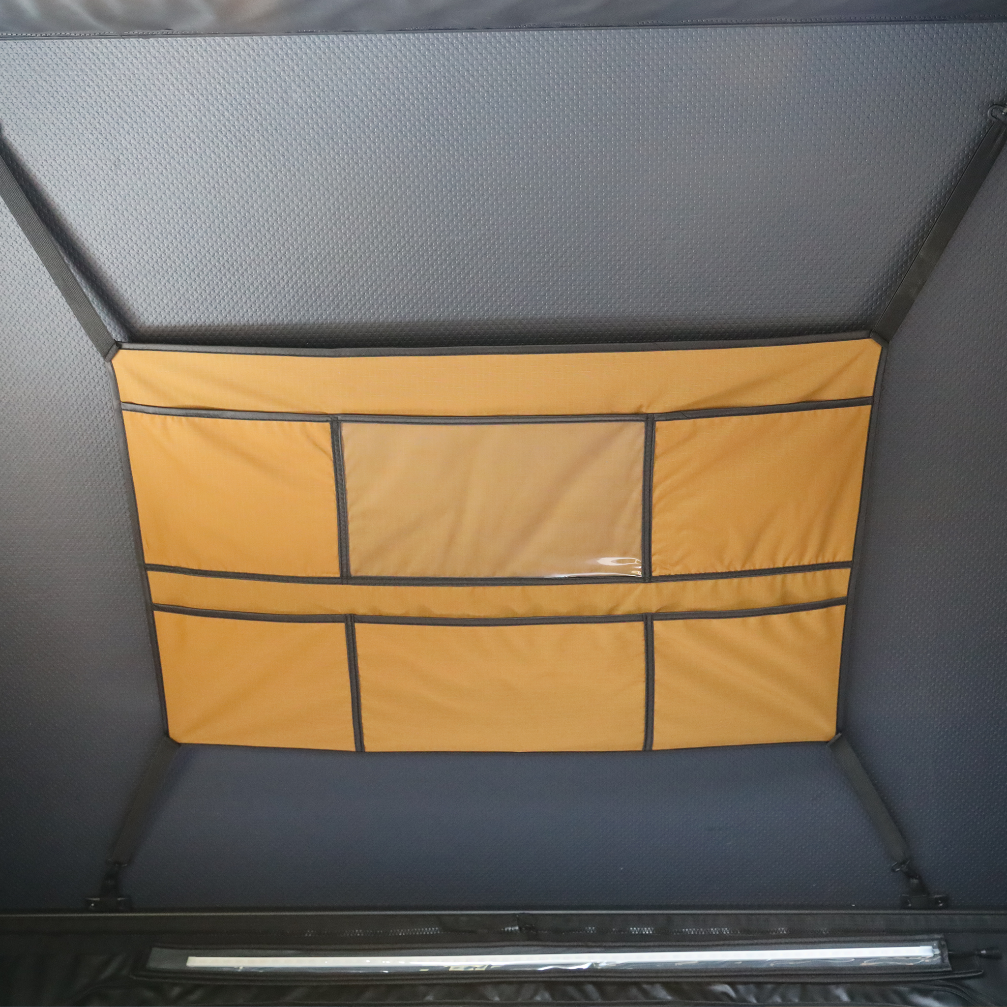 4X4 Colorado Alto Elite Hardshell Rooftop Tent (King Size Bed)
