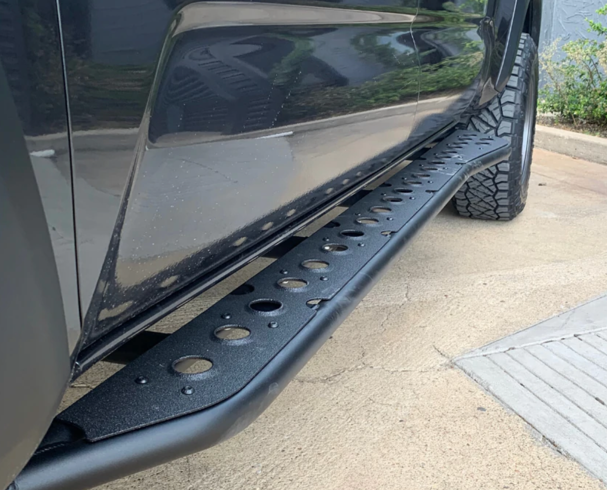 Cali Raised LED 2005-2023 TOYOTA TACOMA STEP EDITION ROCK SLIDERS 