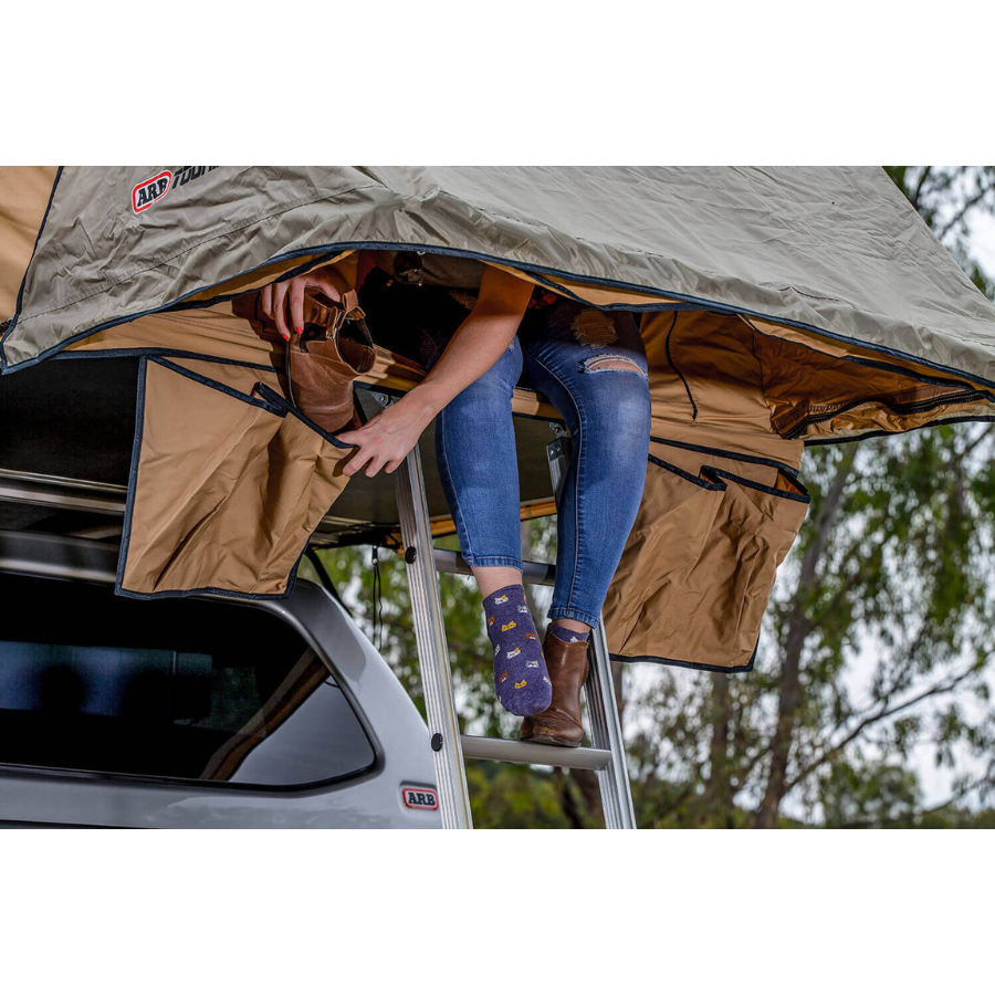 ARB SIMPSON III ROOFTOP TENT WITH ANNEX shoe bag