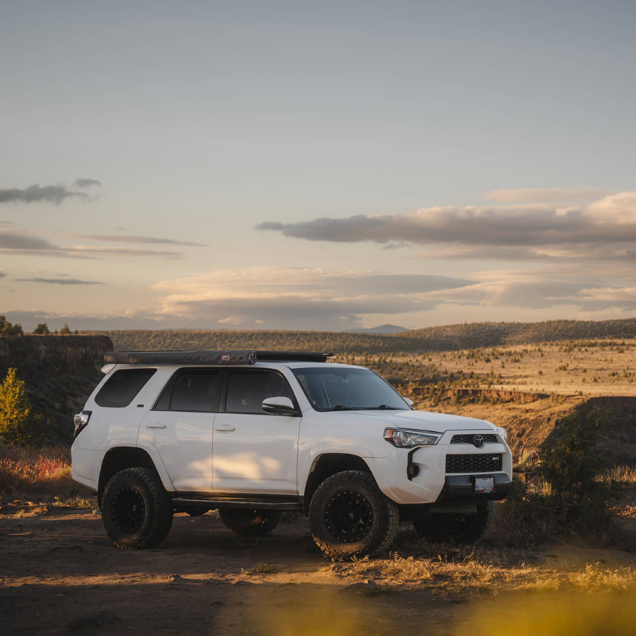 ARB SOFT CASE AWNING WITH LIGHT 2.0M on 4runner